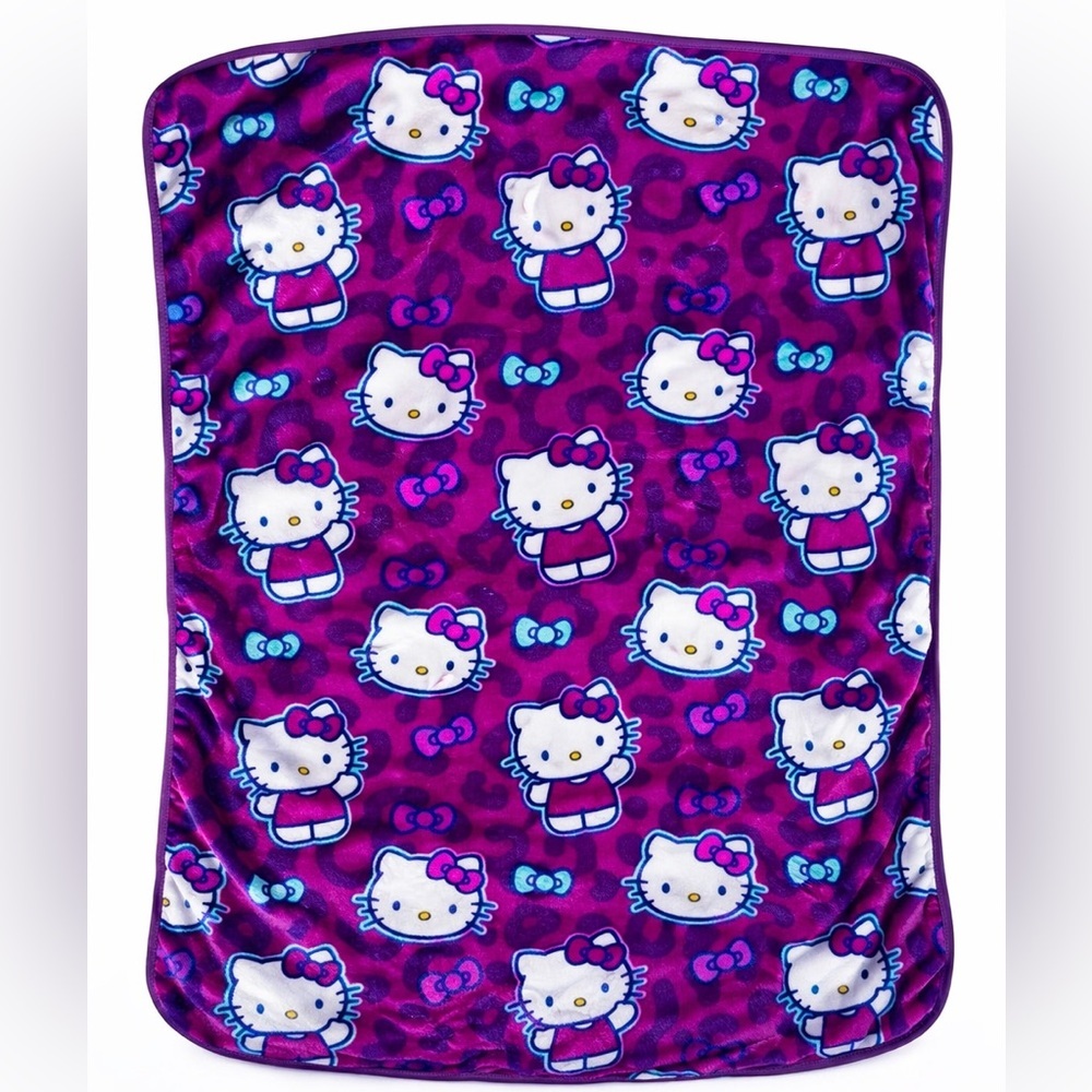 Hello Kitty Plush Fleece Throw Blanket Purple Sanrio 45x36
